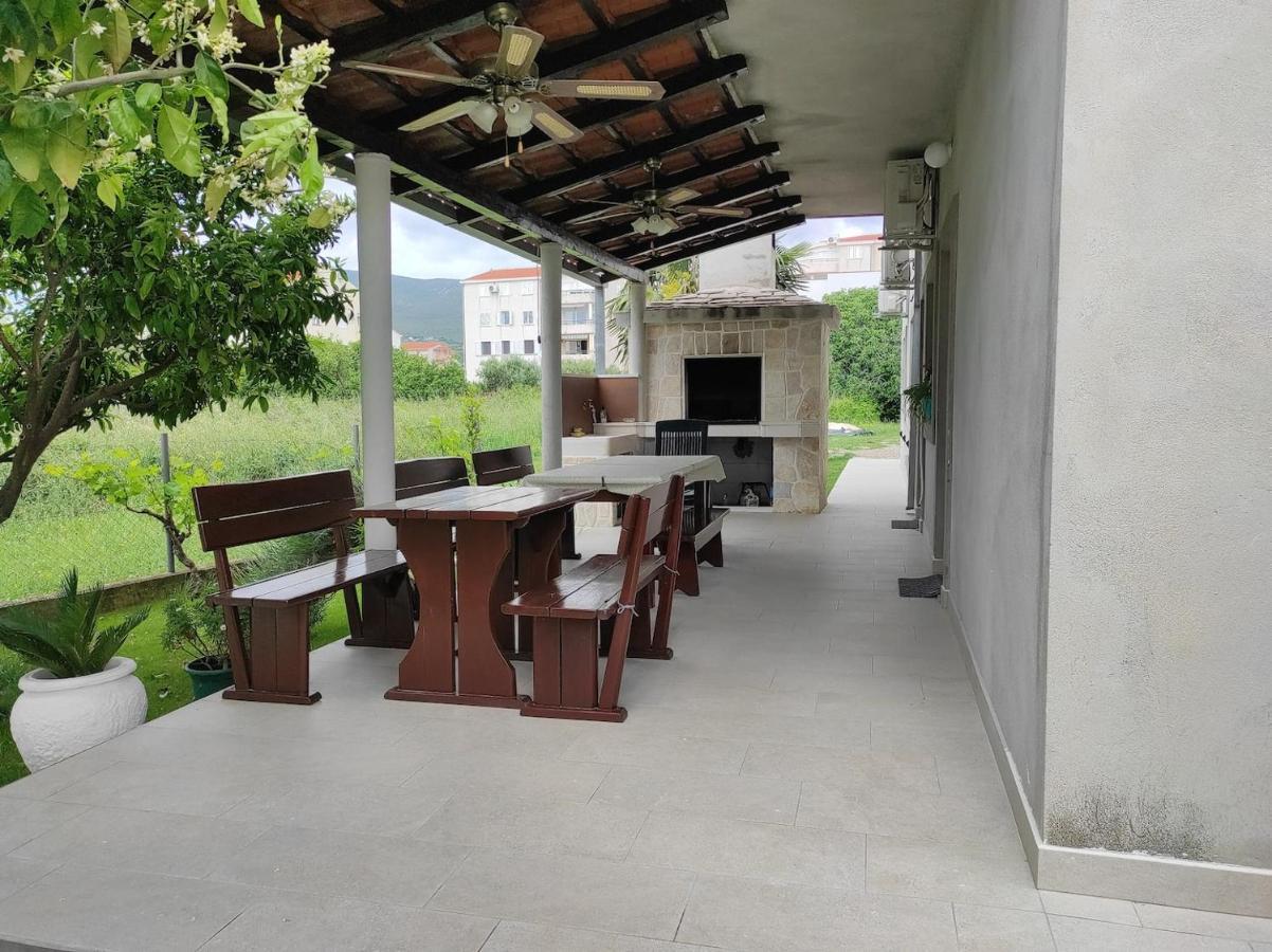 Apartment Bellacosta III Kastela Exterior photo