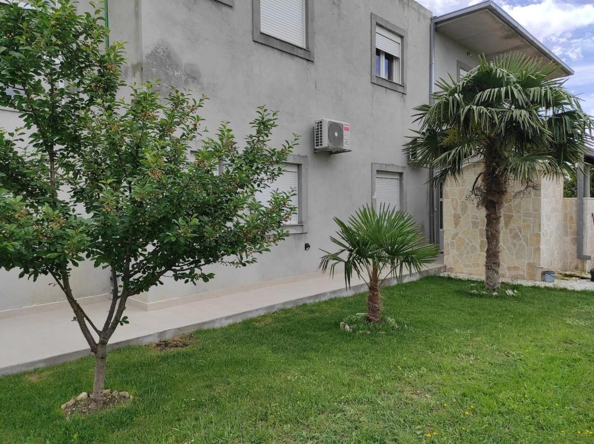 Apartment Bellacosta III Kastela Exterior photo