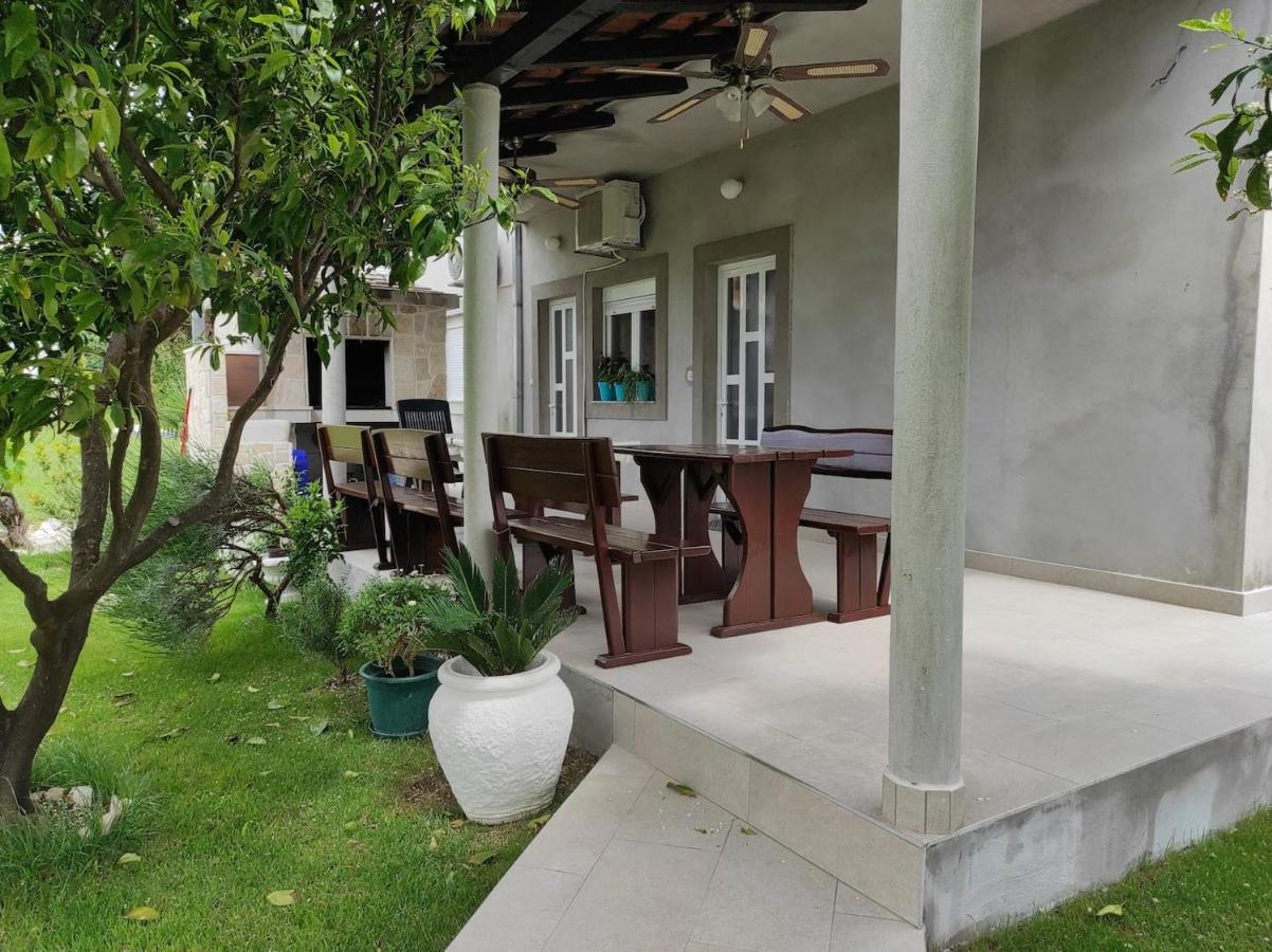 Apartment Bellacosta III Kastela Exterior photo